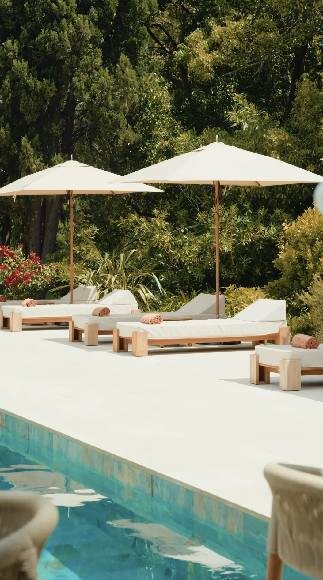 Short vertical La Bastide des Salins - Hôtel à Saint-Tropez par HUMAN REC